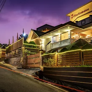 4* Hotel Star Emirates Luxury And Spa, Munnar