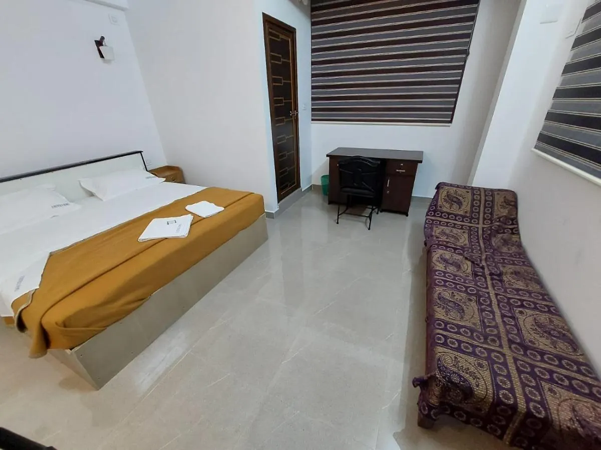 Karthika Homes Anachal Homestay