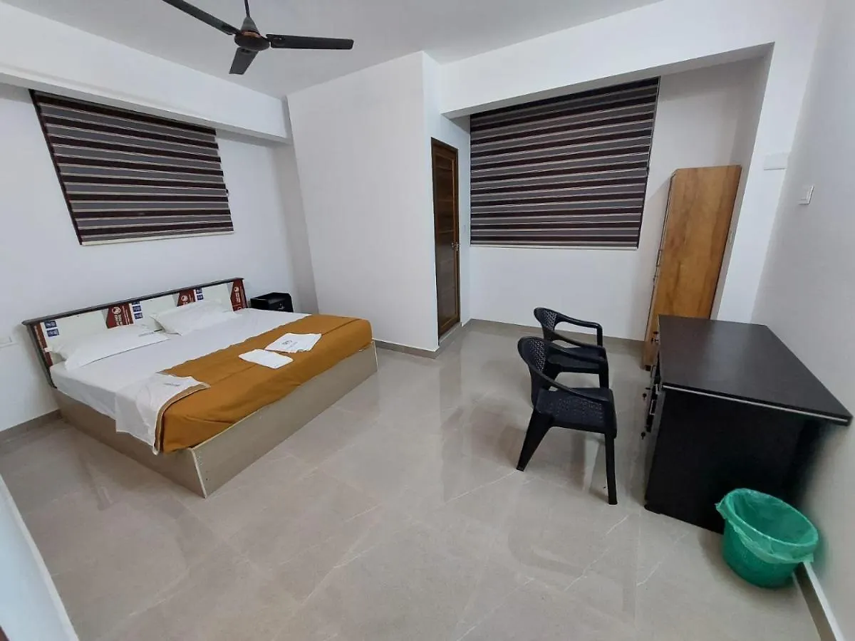 Homestay Karthika Homes Anachal