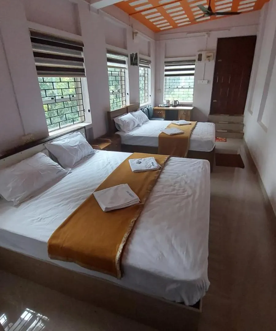 Homestay Karthika Homes Anachal India